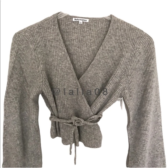 Reformation Remus cashmere wrap sweater gray - Picture 7 of 10